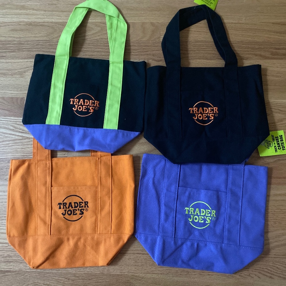 Trader Joe’s Mini Canvas Totes Halloween Trick or Treat Set of 4